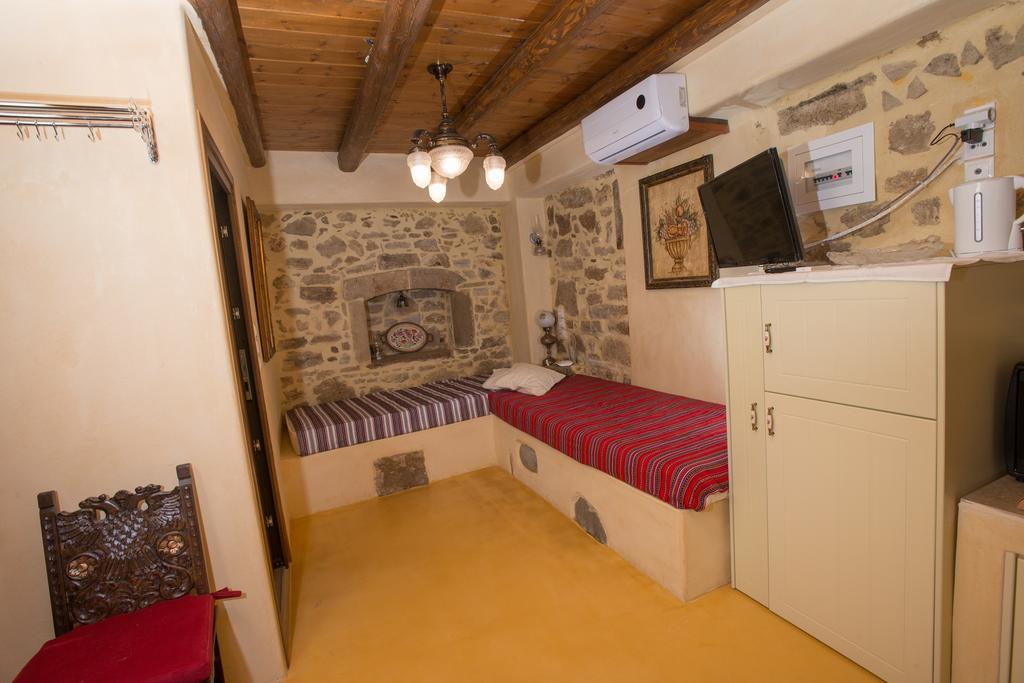 Kritikies1 Appartement Pitsidia Buitenkant foto